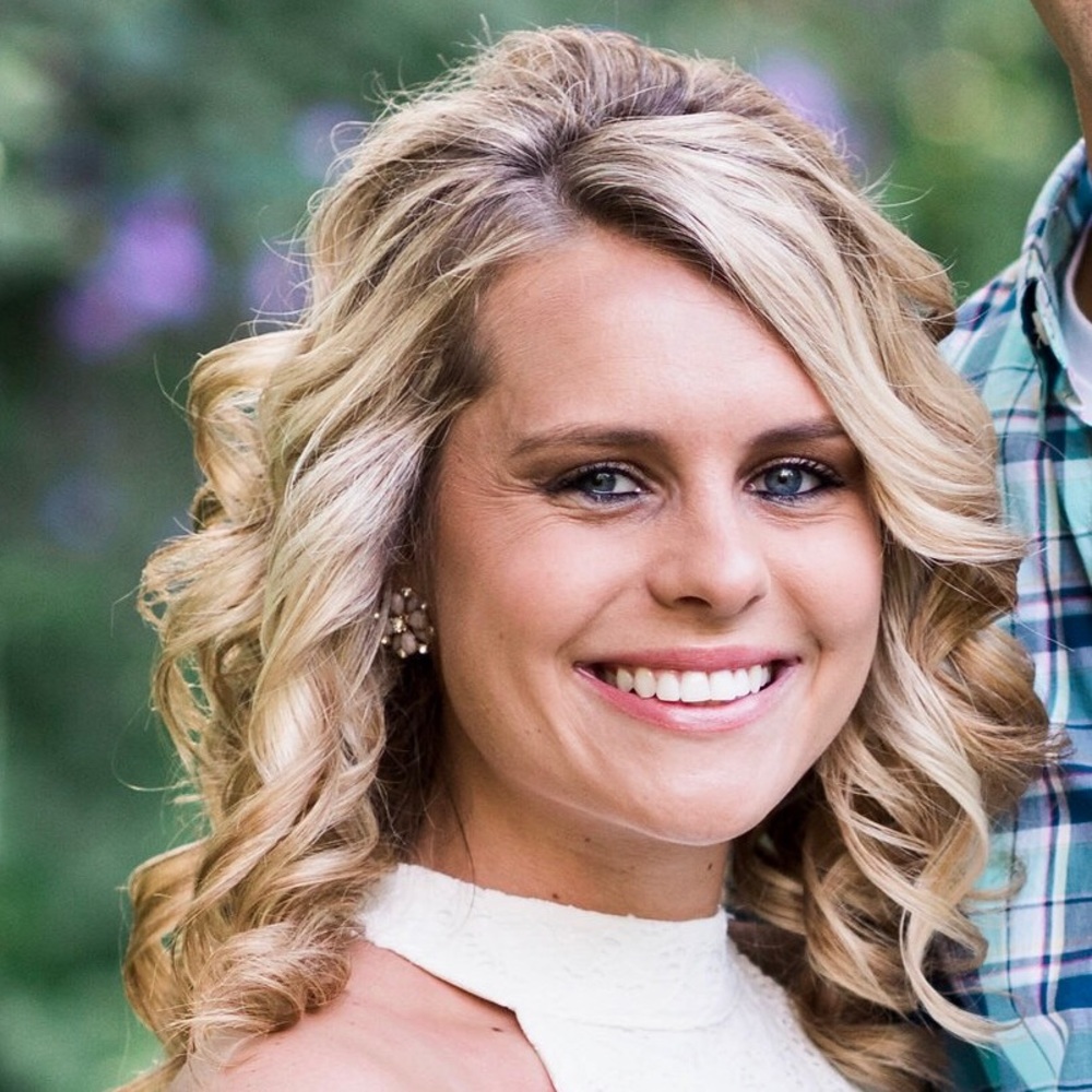 Meet your Posher, Katelyn